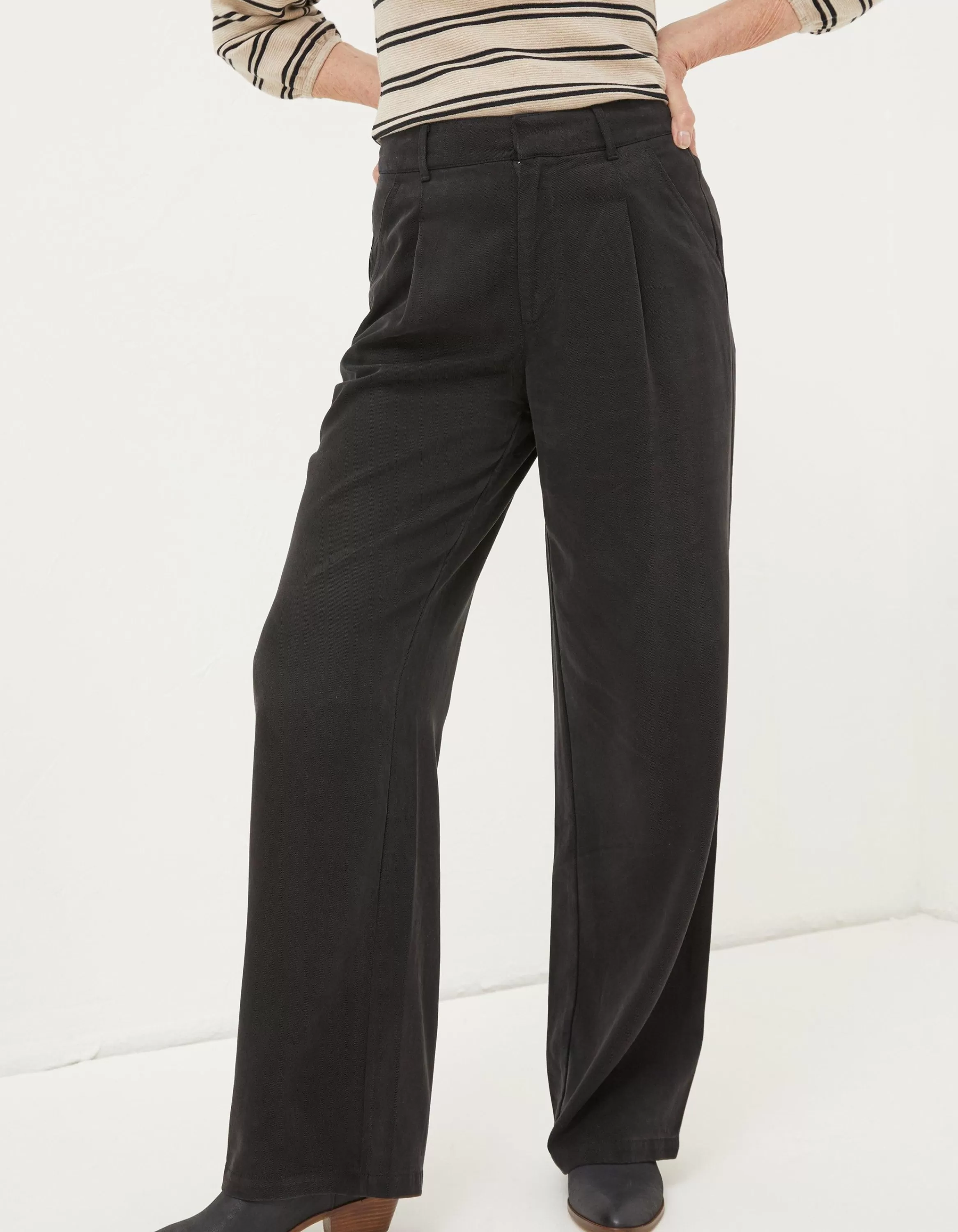 Fashion FatFace Blake Wide Leg Drape Trouser Washed Black