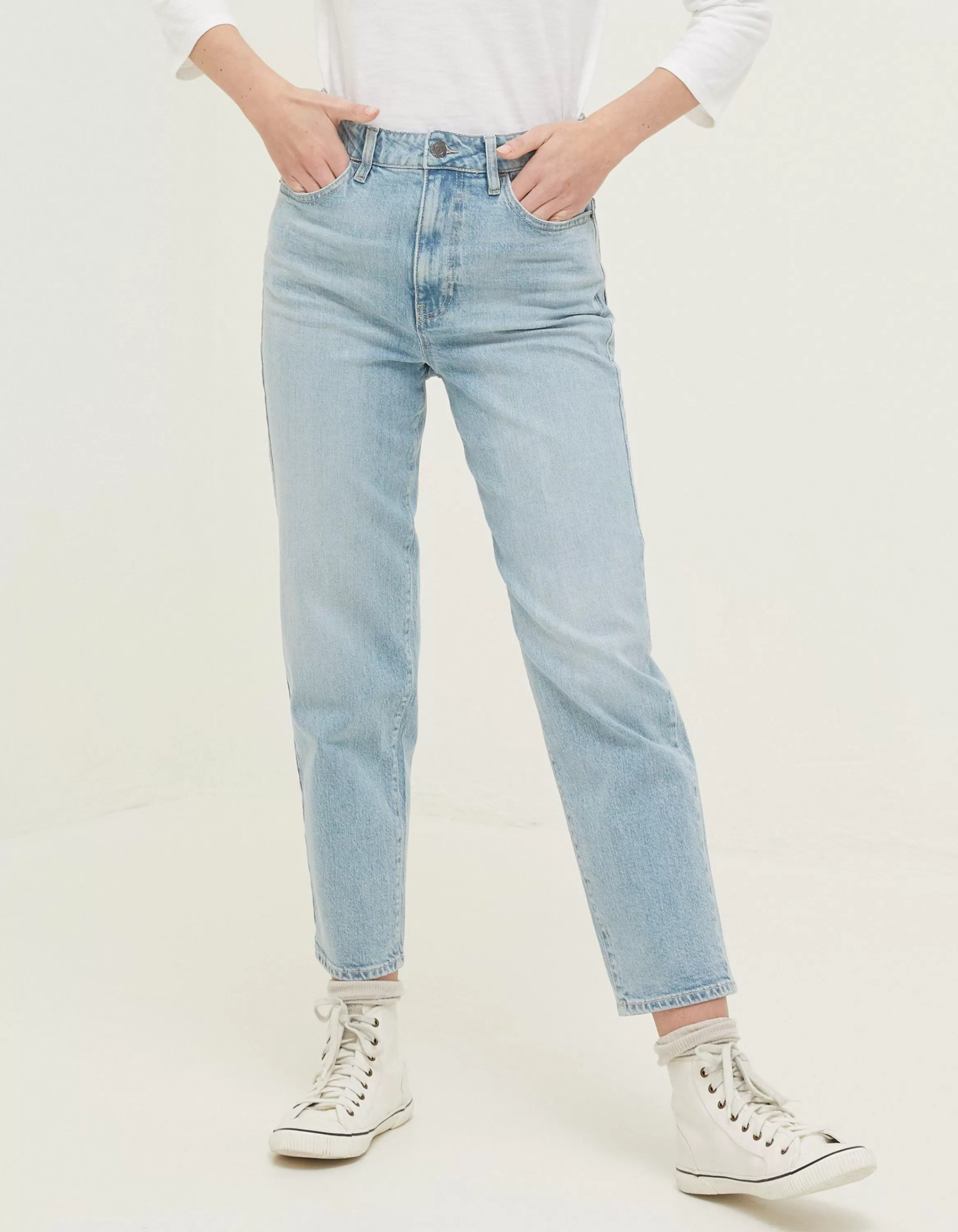 Hot FatFace Bray Barrel Comfort Stretch Jeans Light Blue