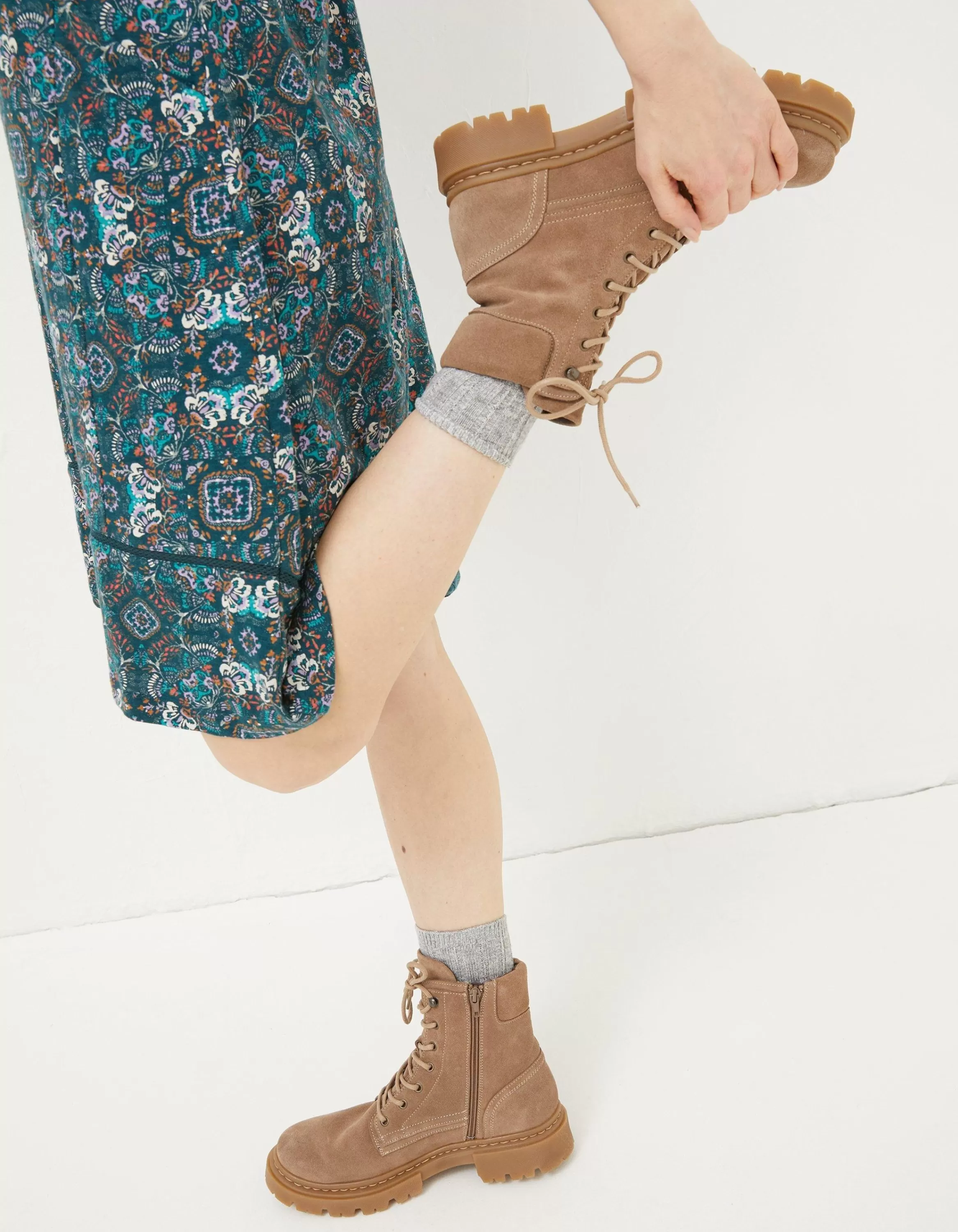 Fashion FatFace Eliza Suede Ankle Worker Boot Stone