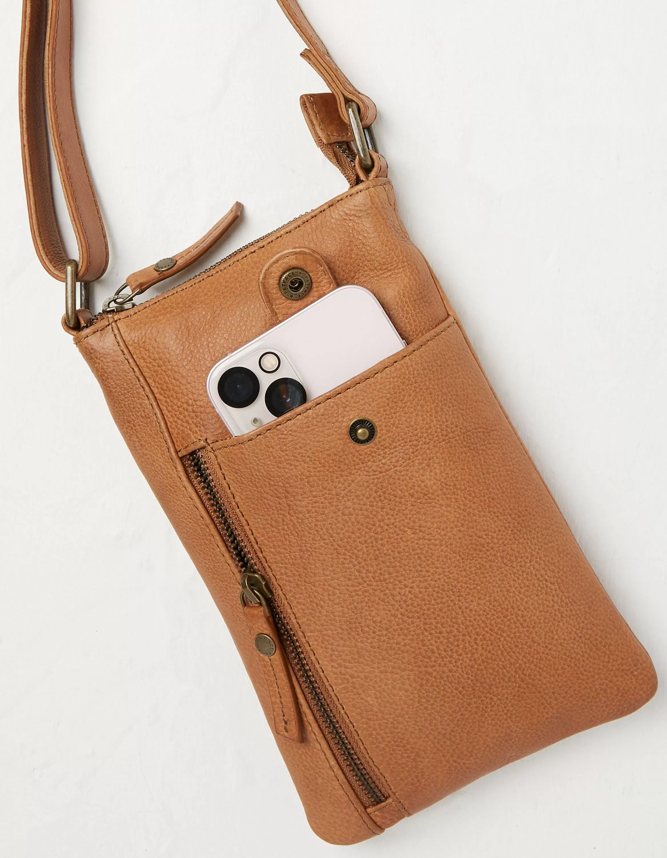 Flash Sale FatFace Essie Phone Bag Tan