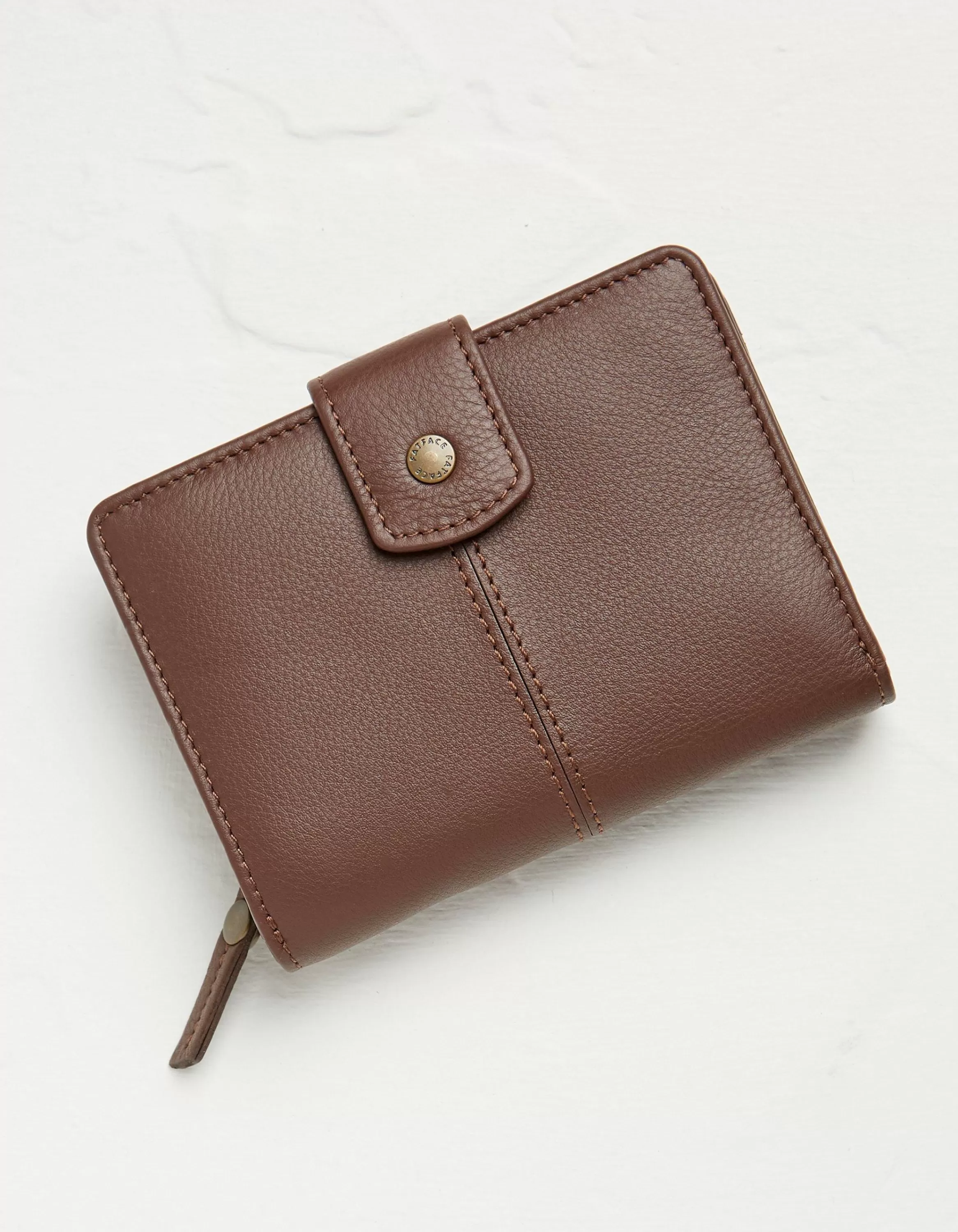 Hot FatFace Etta Leather Zip Purse Chocolate Brown