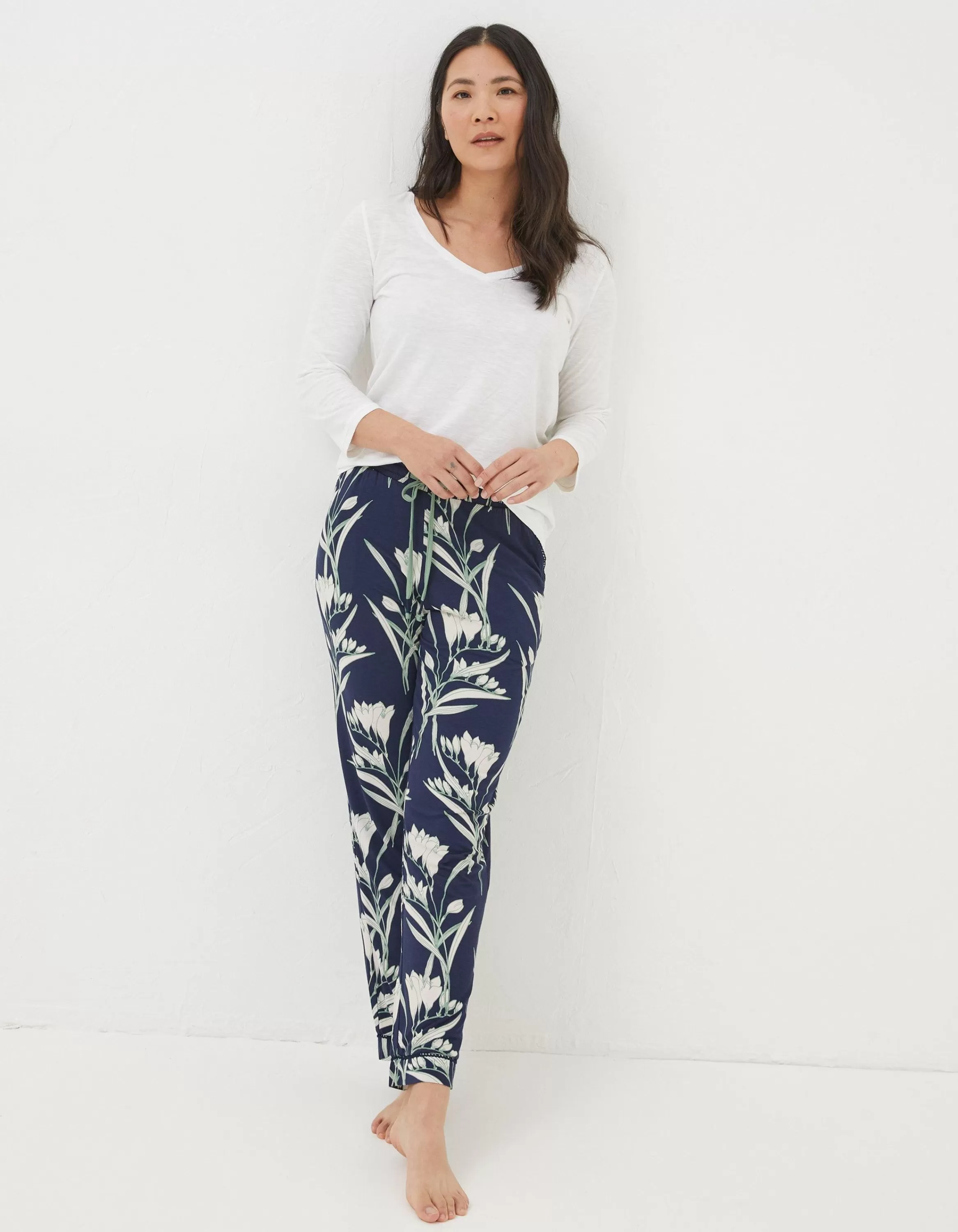 Discount FatFace Eva Spring Blooms Jersey Pyjama Bottoms Navy