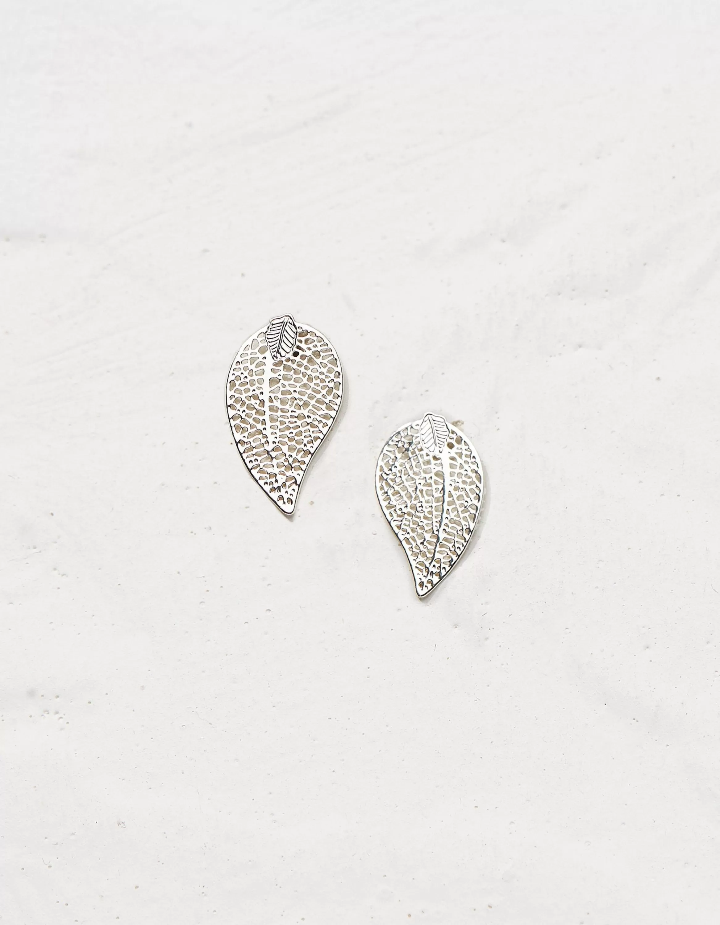 New FatFace Filagree Leaf Studs Silver