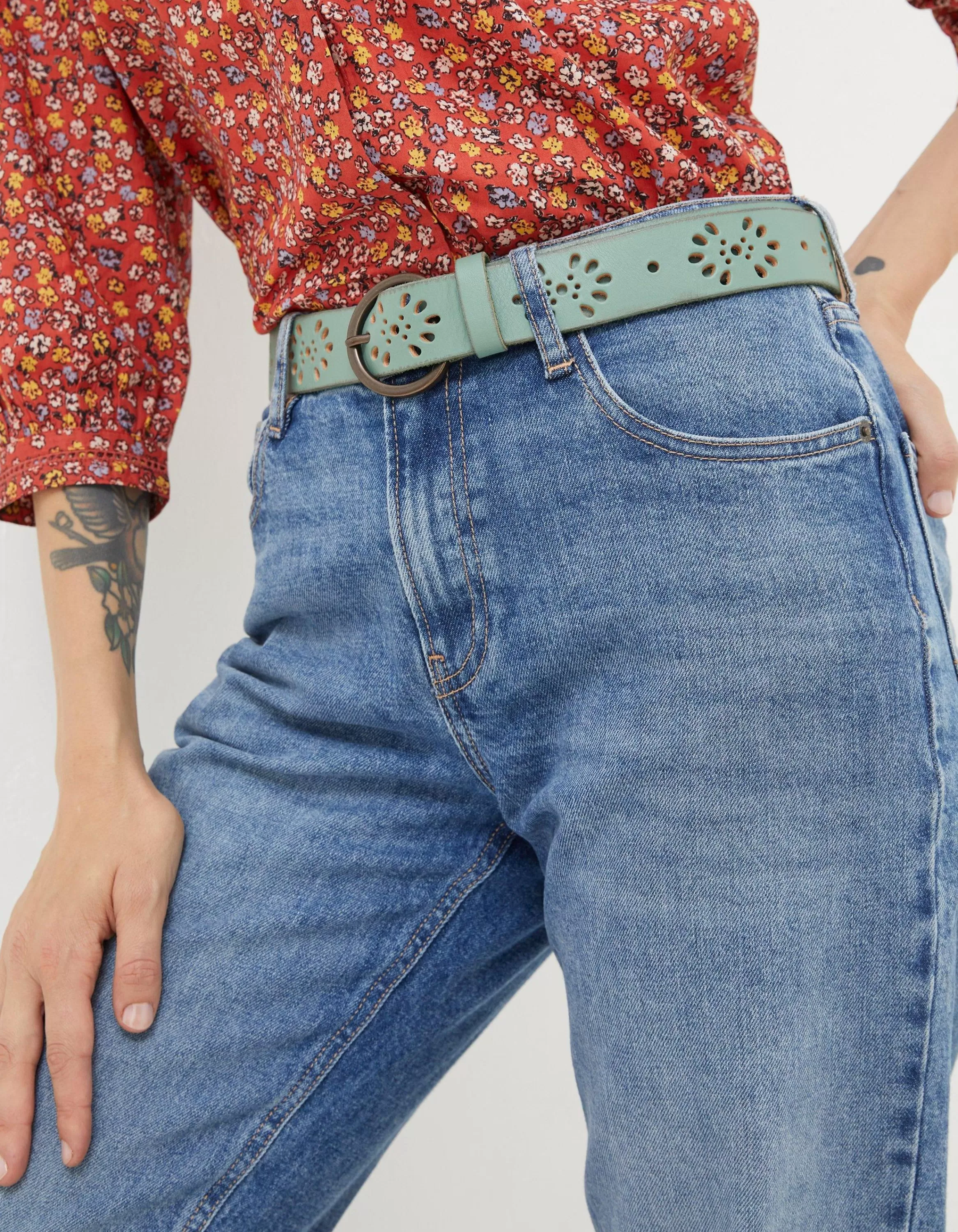 Sale FatFace Floral Laser Cut Belt Green Haze