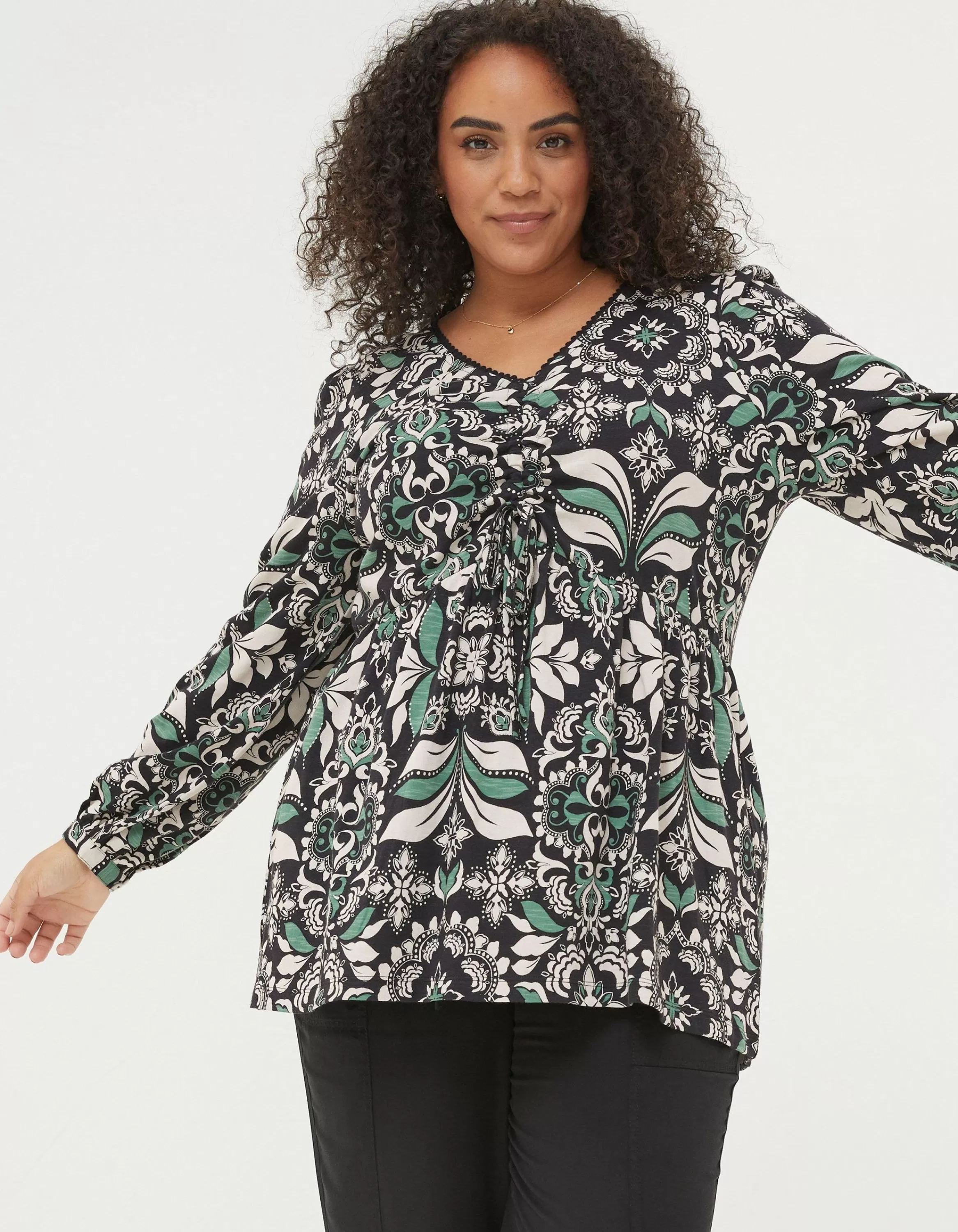 Discount FatFace Gina Mosaic Leaf Tunic Black