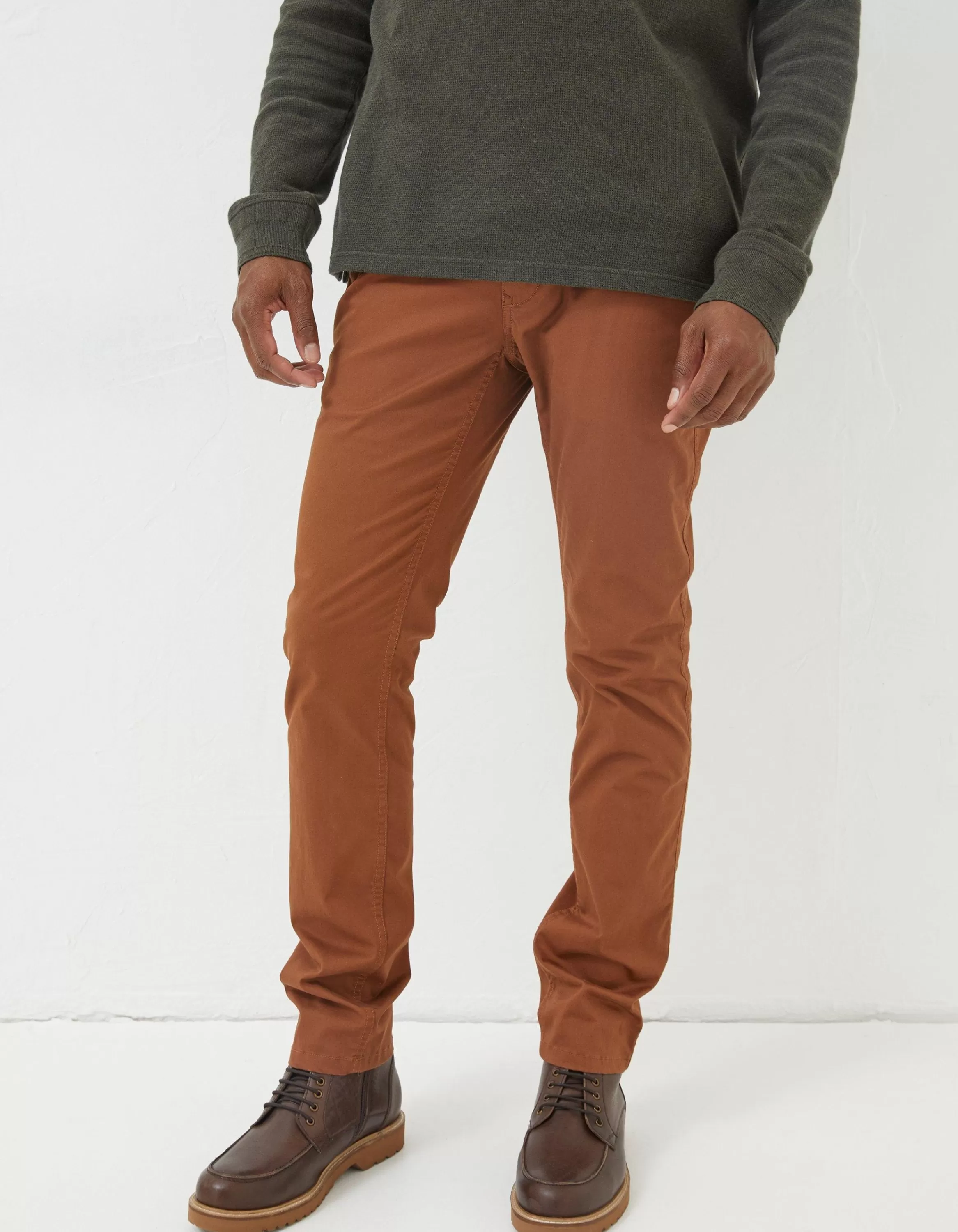 Store FatFace Heyshott Slim Chinos Rust Brown