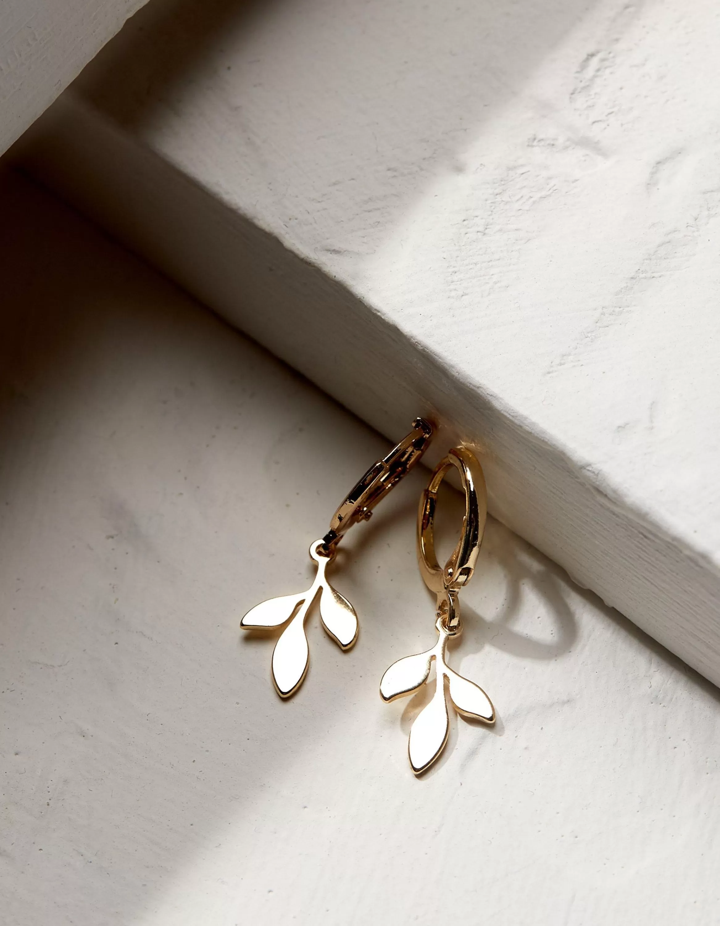 Cheap FatFace Leaf Drop Earrings Gold