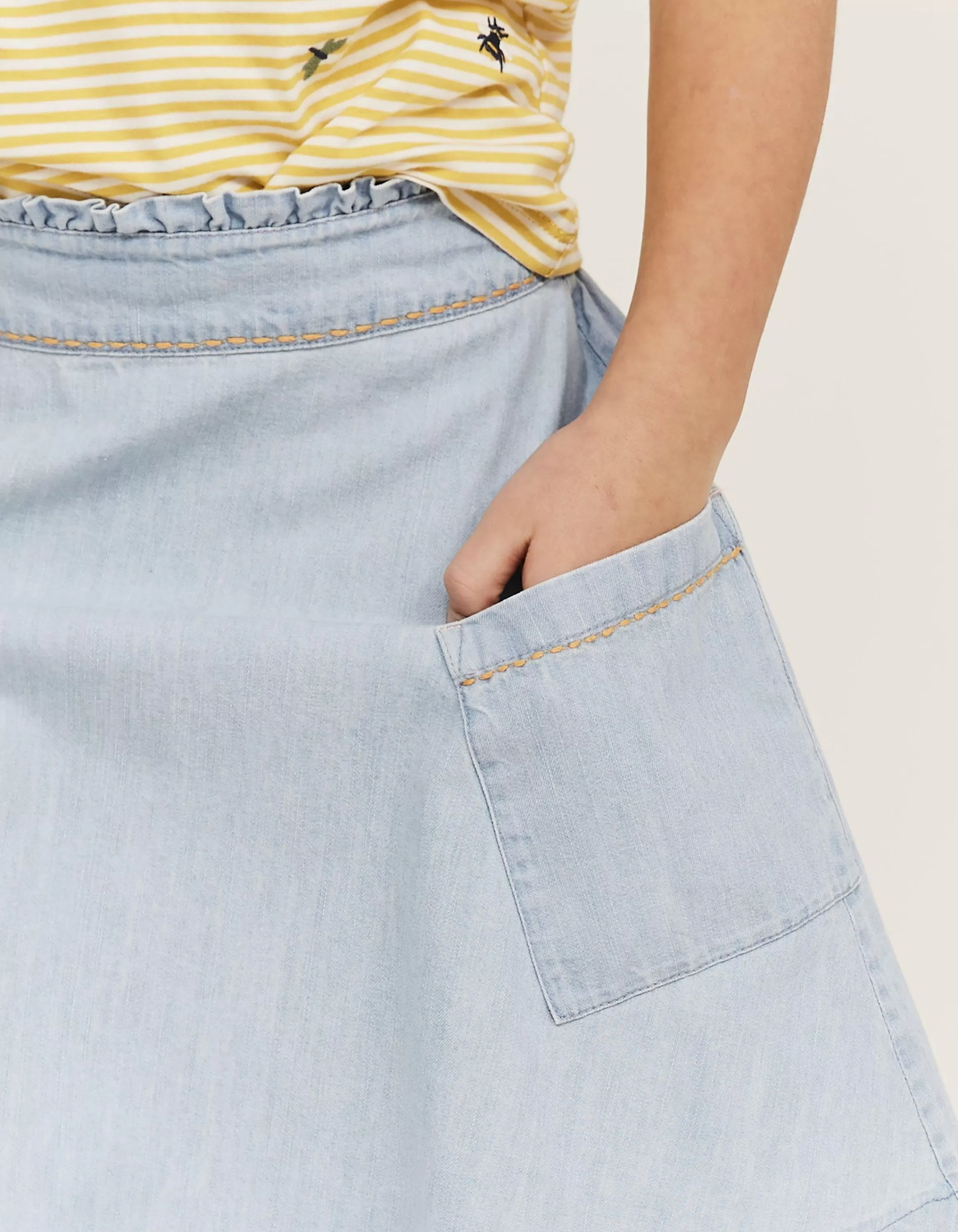 Hot FatFace Patch Pocket Skirt Chambray