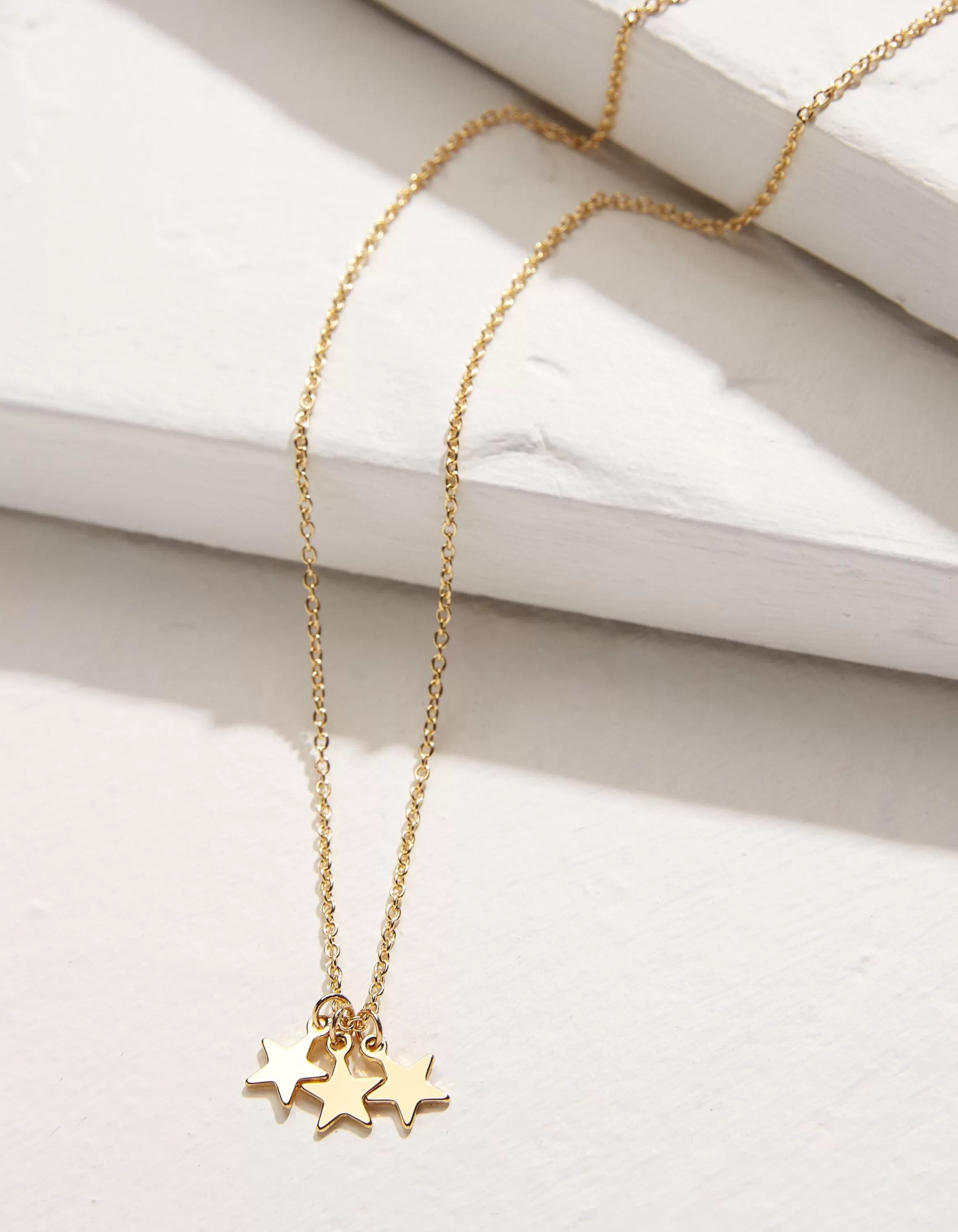 Cheap FatFace Star Necklace Gold