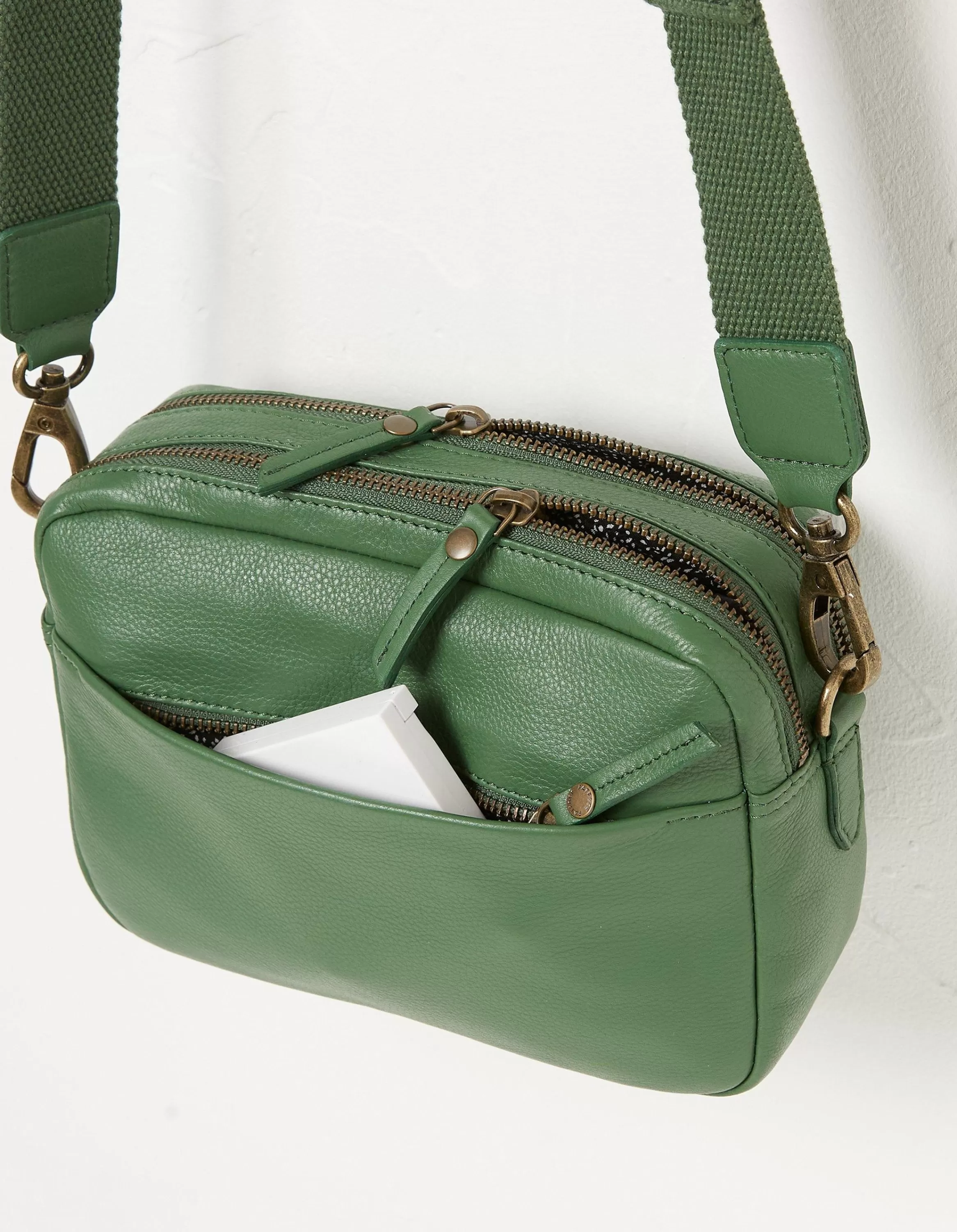 Best Sale FatFace The Oslo Camera Bag Green